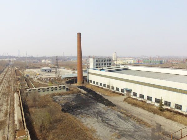 萬榮煙囪爆破現(xiàn)場